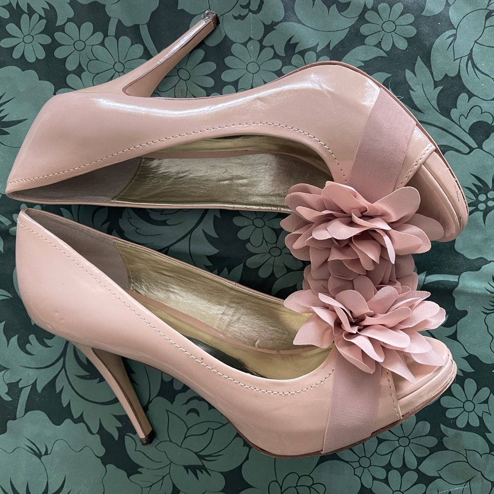 Carlos Santana Heels